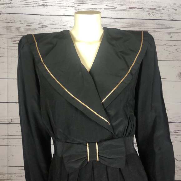 Vintage Jonathan Martin Silk black & gold dress with large round collar size 8 - Picture 3 of 12